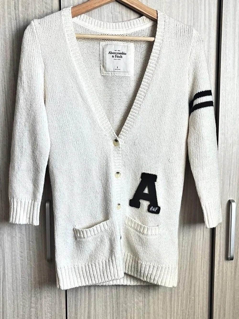 Abercrombie & Fitch Color Block V-Neck Cardigan Size Small